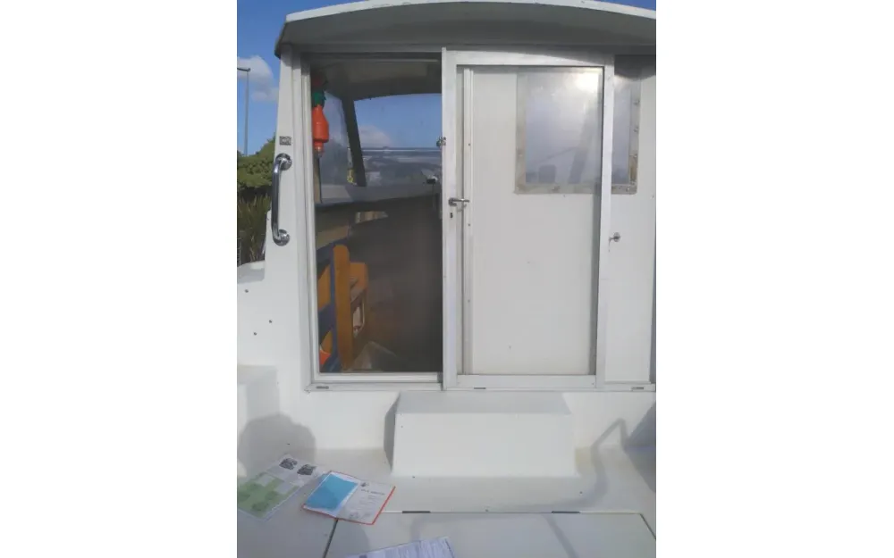 slider 11 Beneteau Antares 640