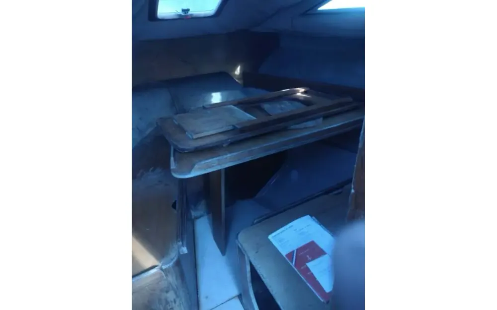 slider 8 Beneteau Antares 640