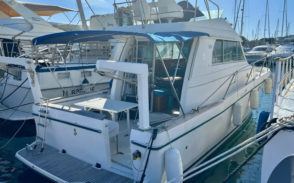 slider 1 Beneteau Antares 10.80