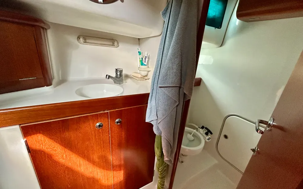 slider 12 Beneteau Antares 10.80