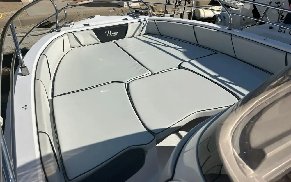 slider 5 Ranieri Voyager 23 S