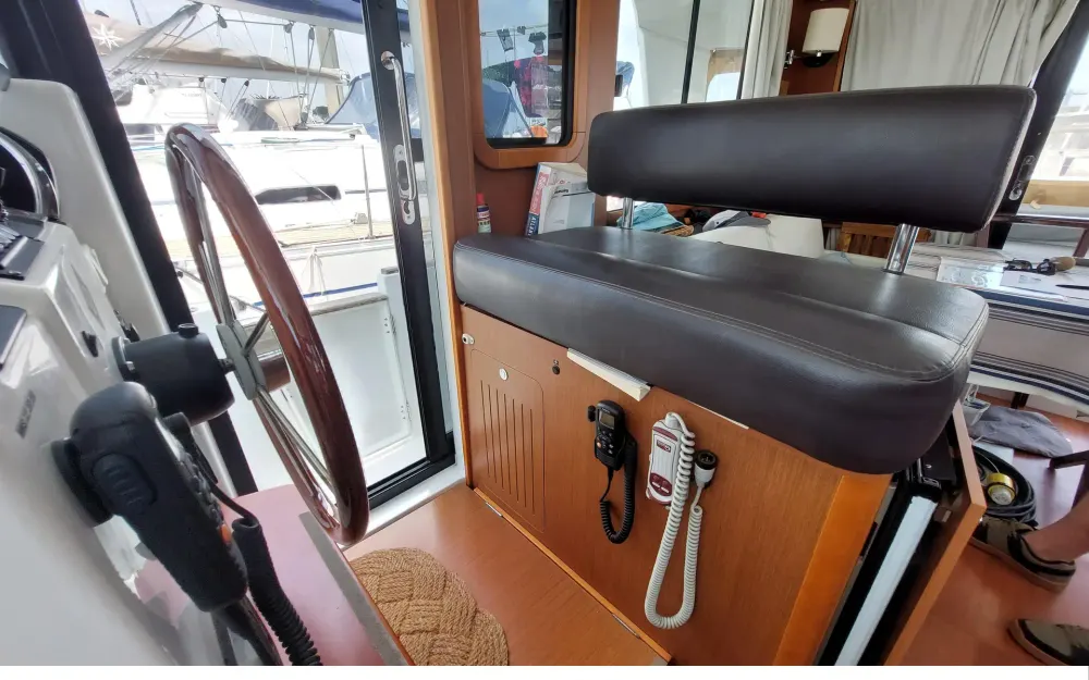 slider 5 Beneteau Swift Trawler 34
