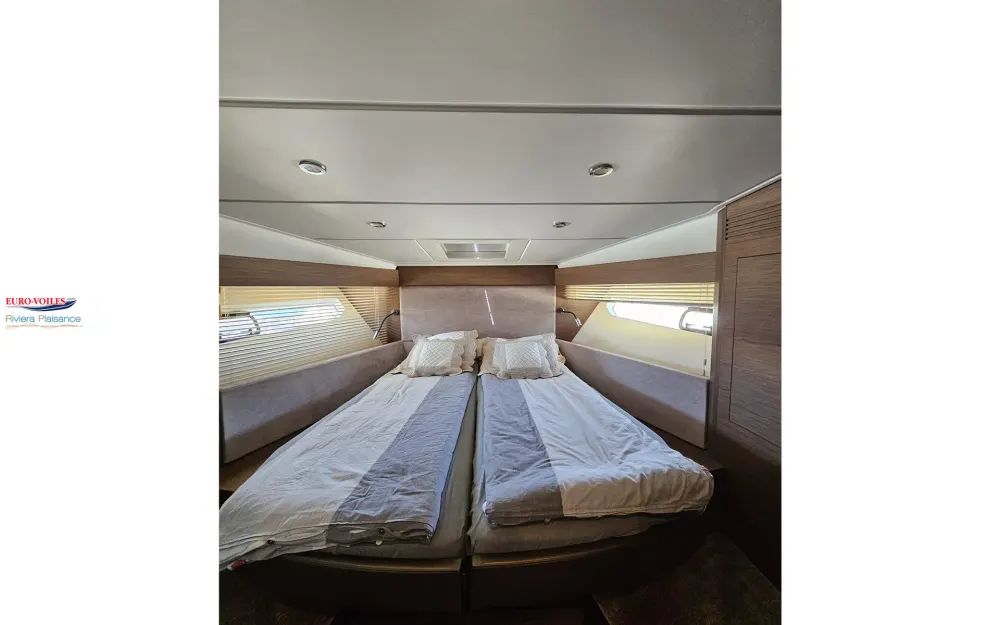 slider 18 Beneteau Gran Turismo 46