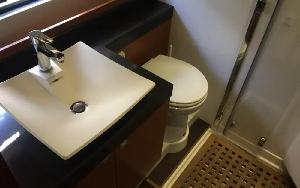slider 19 Prestige Yachts Prestige 500 Fly