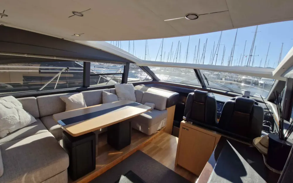 slider 6 Princess  V57