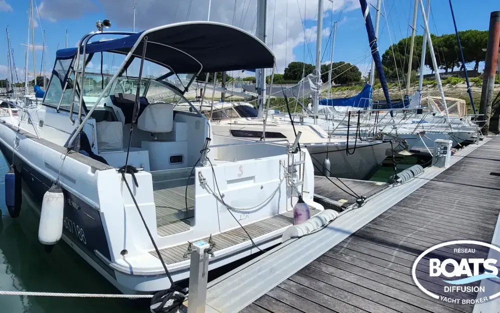 slider 0 Beneteau Ombrine 900