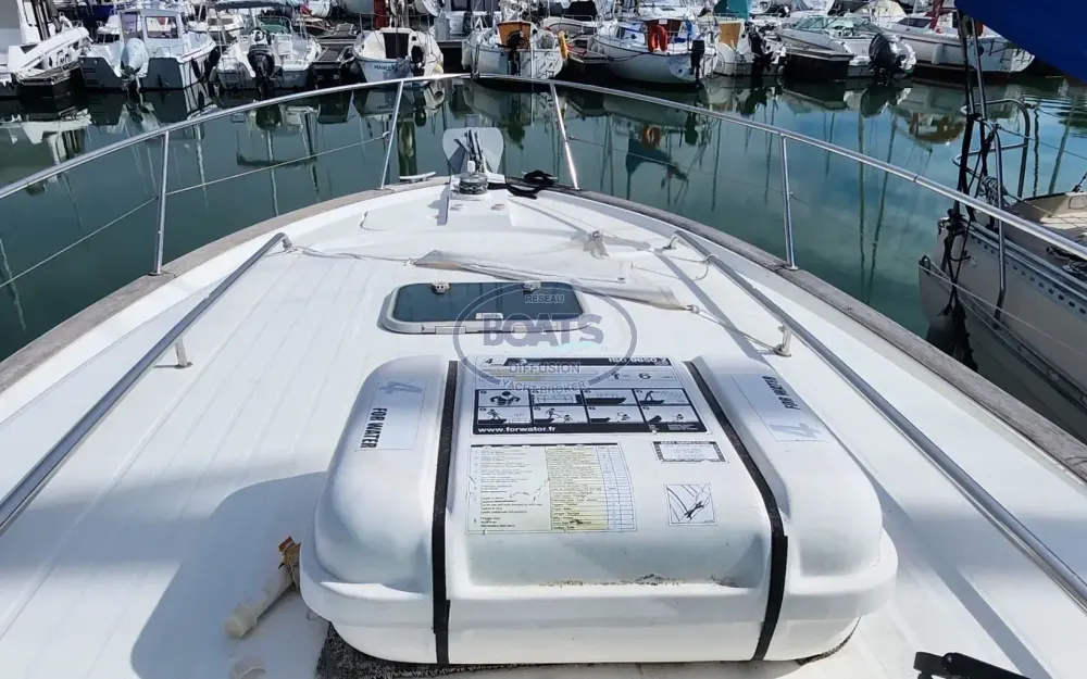slider 9 Beneteau Ombrine 900