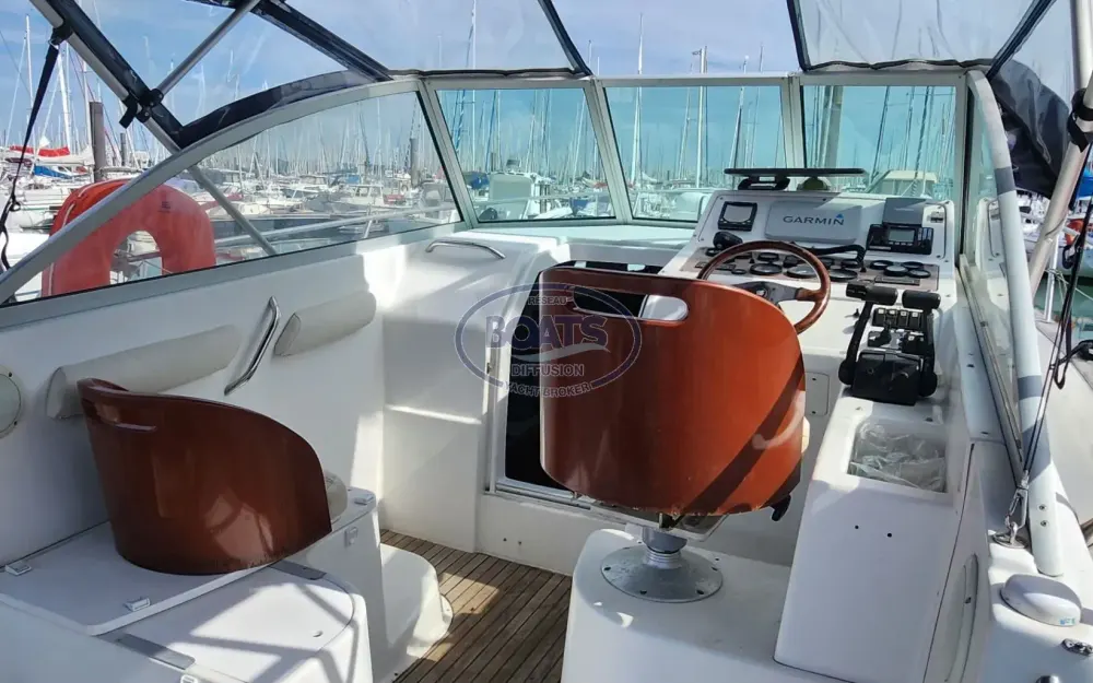 slider 8 Beneteau Ombrine 900
