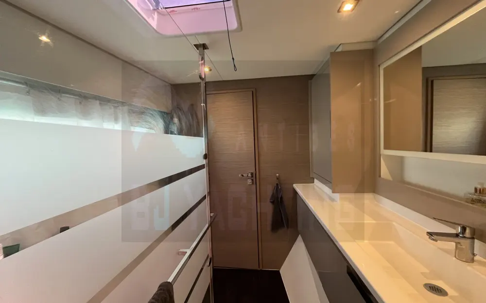 slider 22 Fountaine Pajot Elba 45