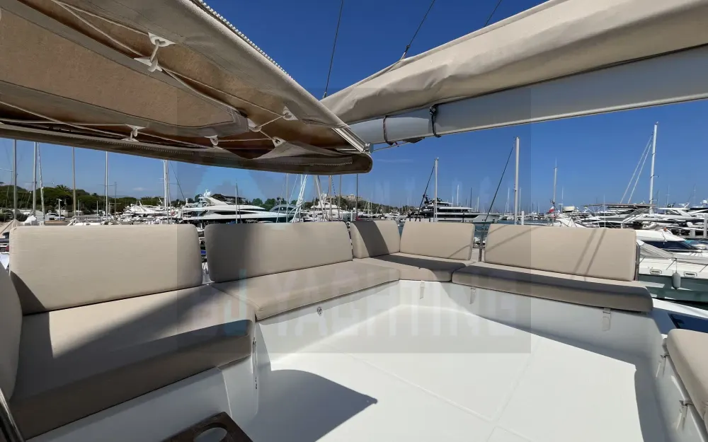 slider 7 Fountaine Pajot Elba 45