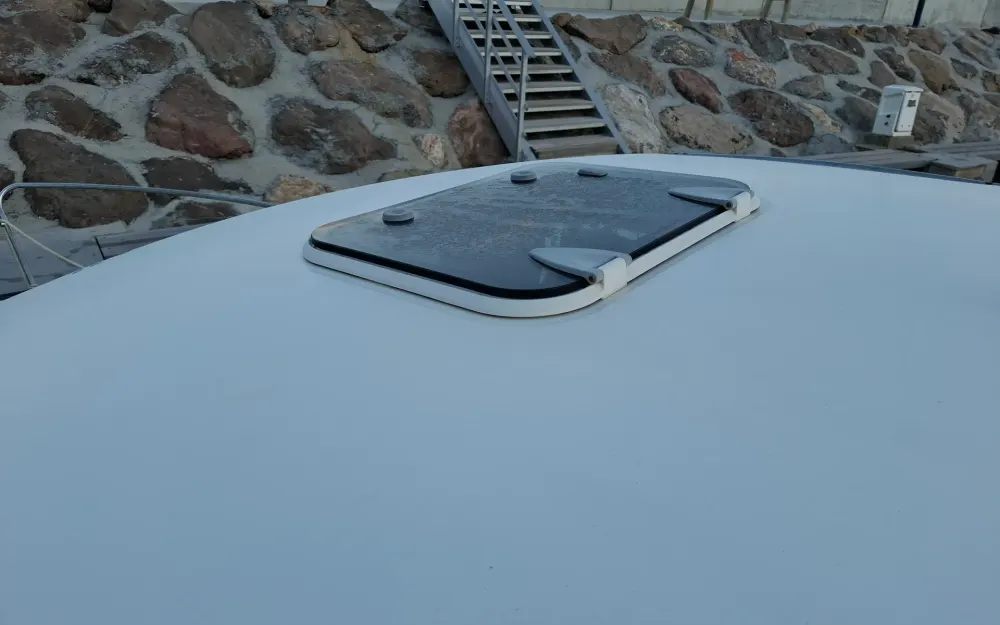 slider 15 Jeanneau Merry Fisher 585