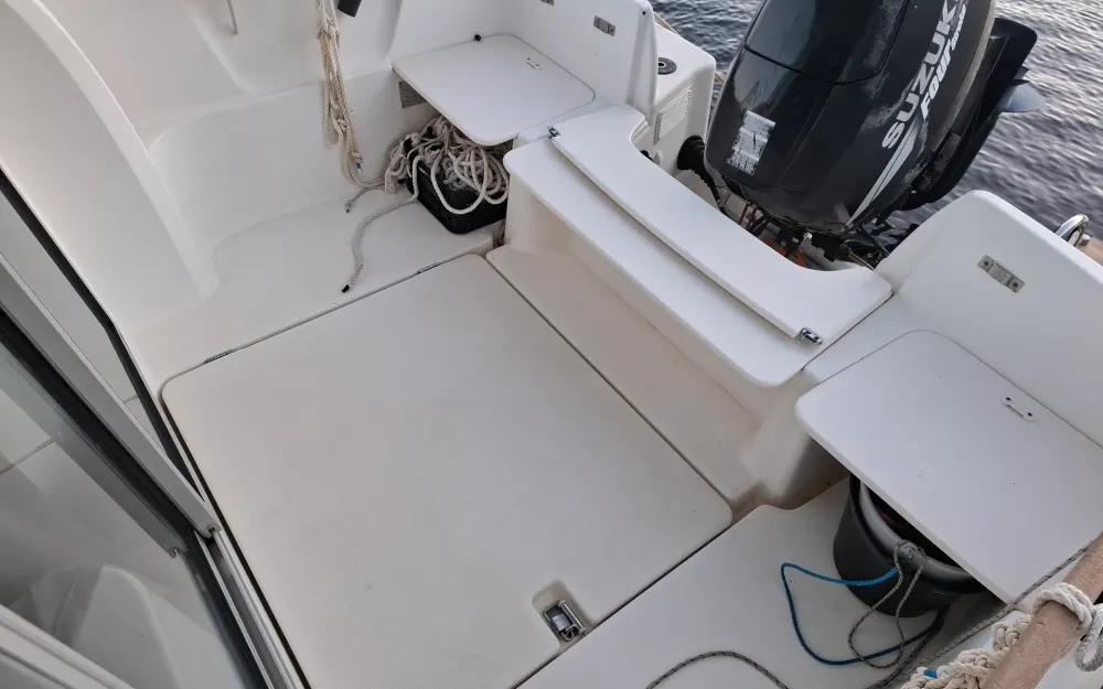 slider 16 Jeanneau Merry Fisher 585