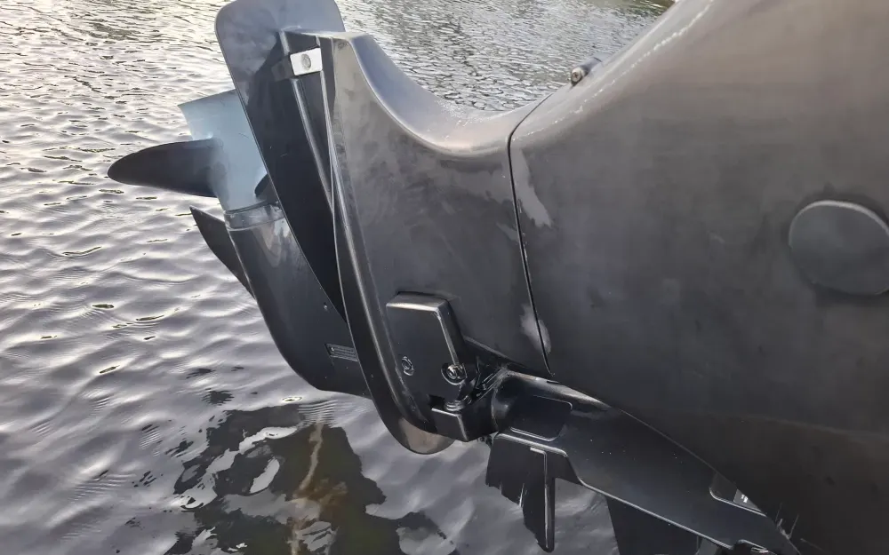 slider 22 Jeanneau Merry Fisher 585