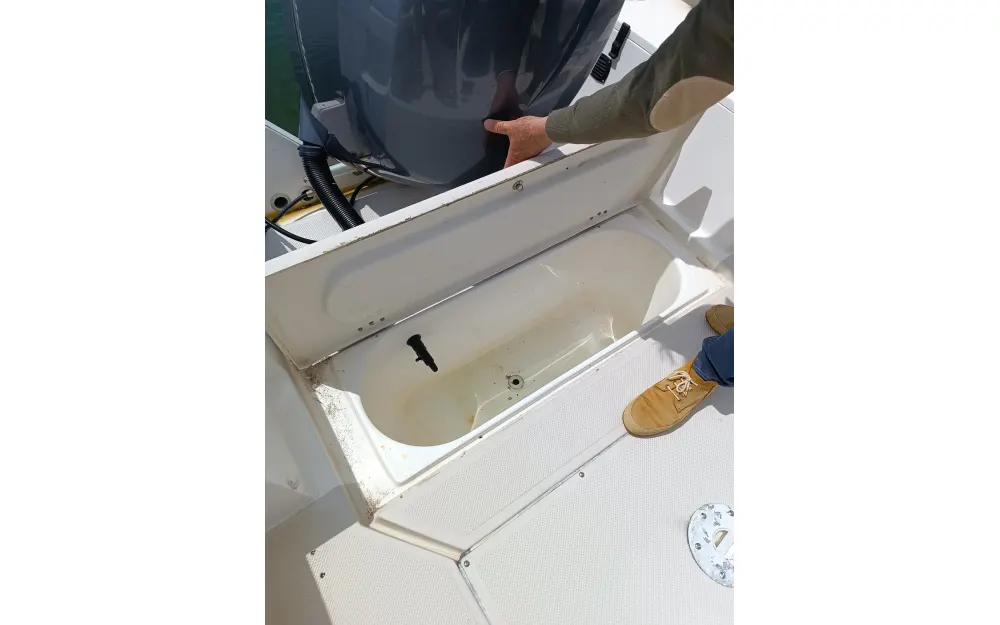 slider 4 Robalo ROBALO 2160