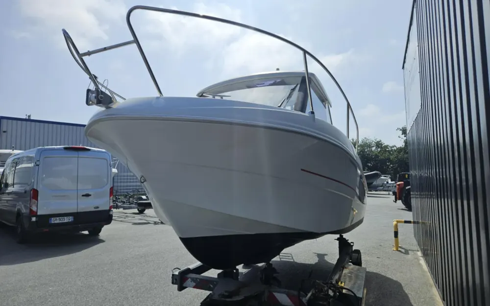 slider 1 Beneteau Antares 580 HB