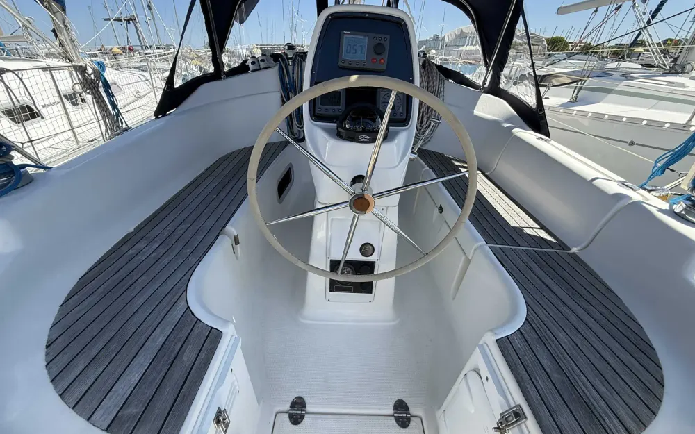 slider 9 Bavaria  30 Cruiser