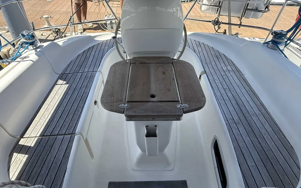 slider 8 Bavaria  30 Cruiser