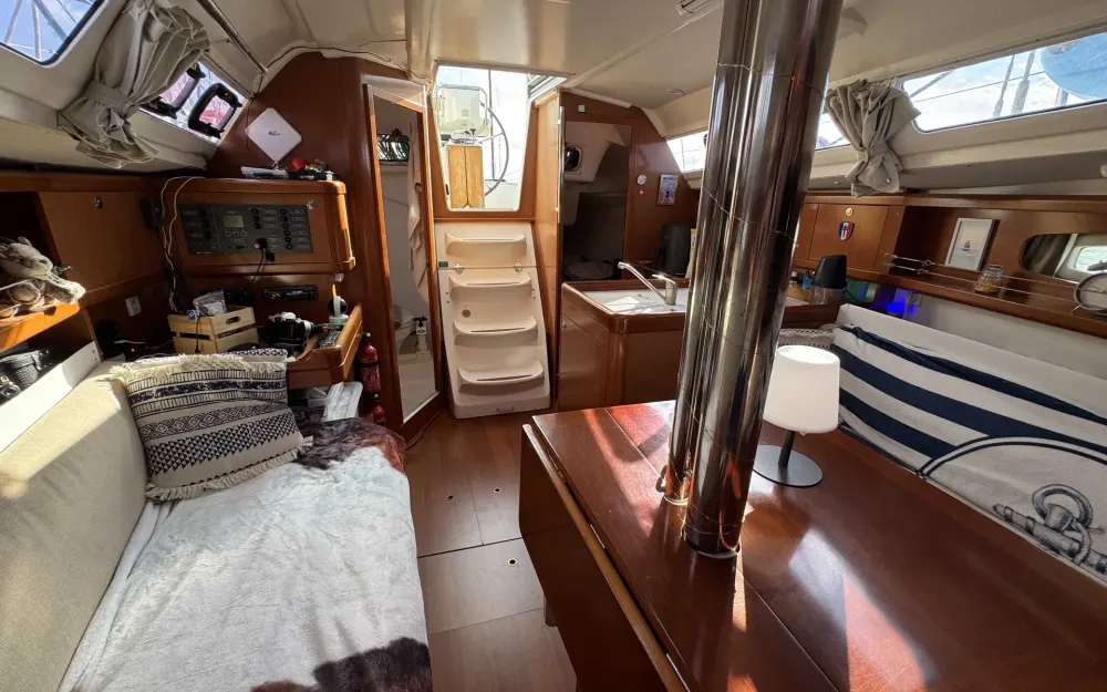 slider 16 Beneteau Oceanis 31