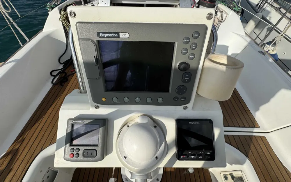 slider 4 Beneteau Oceanis 31