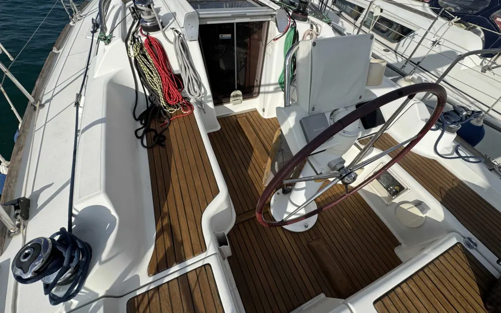 slider 6 Beneteau Oceanis 31