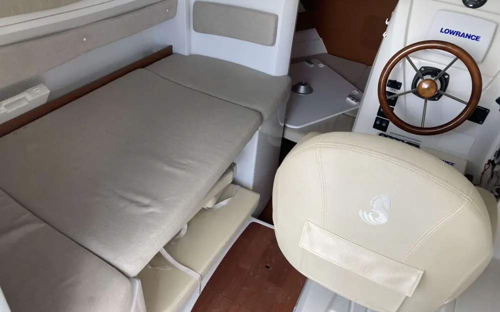slider 4 Beneteau Antares 6.80