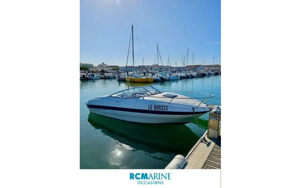slider 0 Bayliner Capri 212
