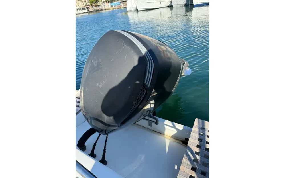 slider 5 Beneteau Flyer 750 Open RS Air Step