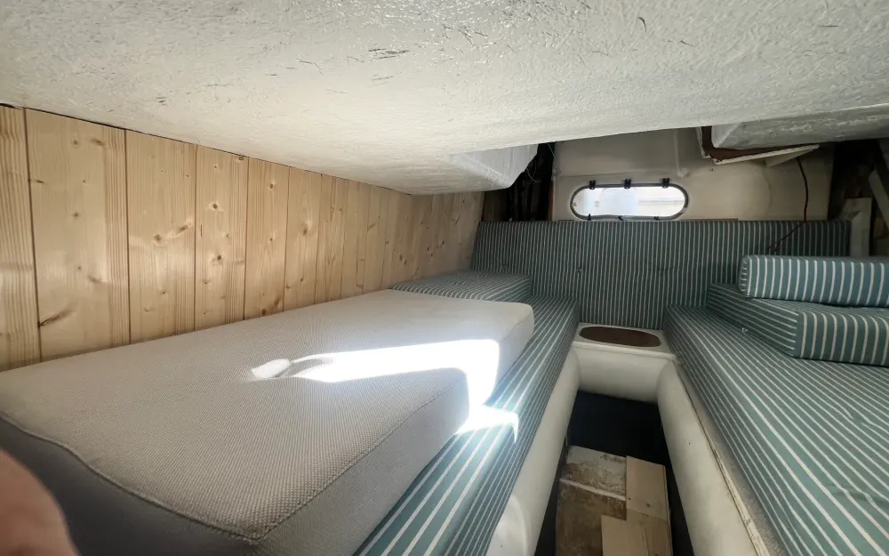 slider 18 Sealine  328