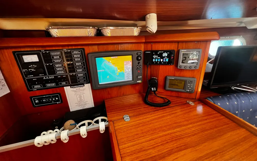 slider 21 Jeanneau Sun Odyssey 37