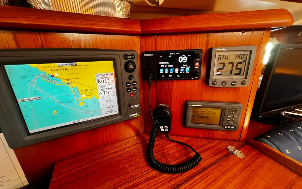 slider 22 Jeanneau Sun Odyssey 37