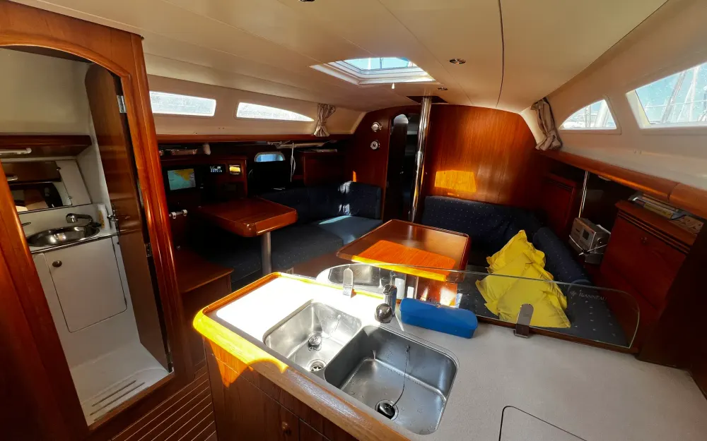 slider 32 Jeanneau Sun Odyssey 37