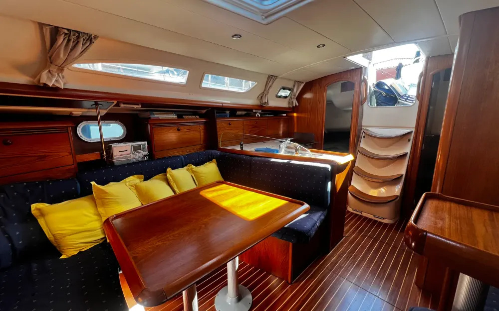 slider 34 Jeanneau Sun Odyssey 37