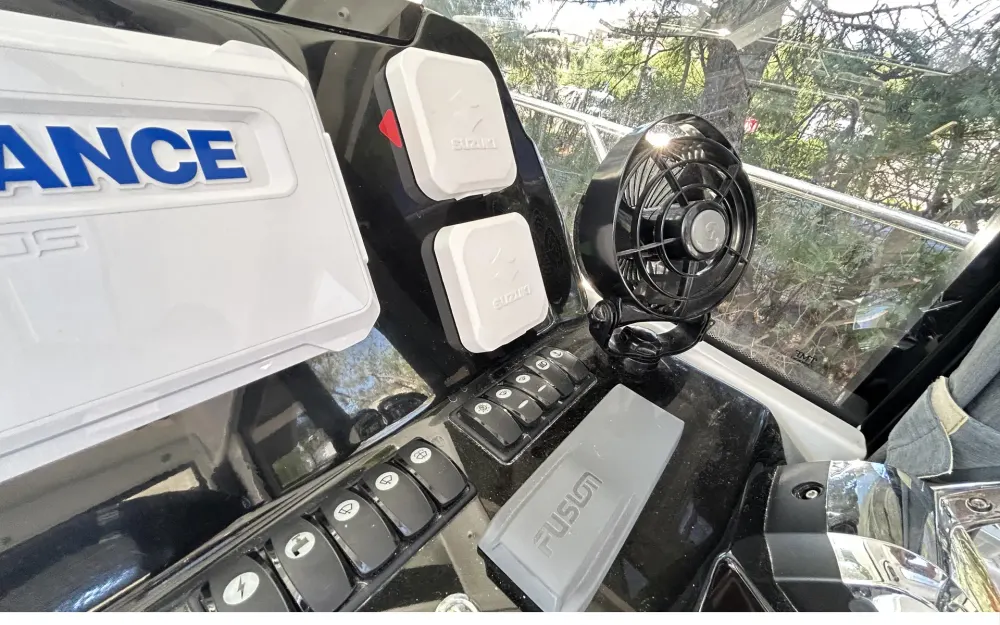 slider 12 Beneteau Antares 9 OB