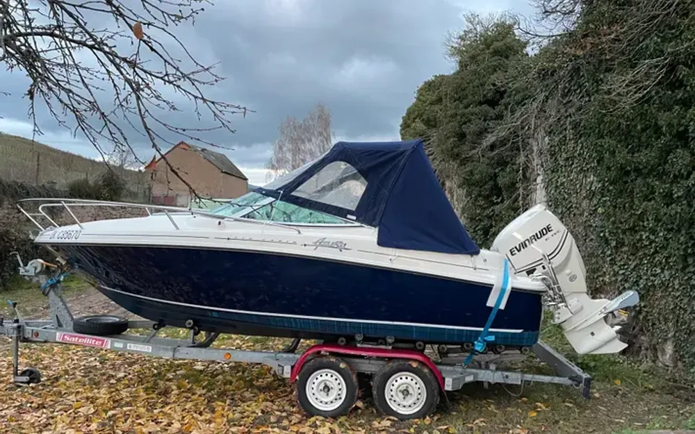 slider 0 Kelt Azura 650 Cabin