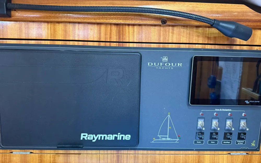 slider 18 Dufour Gib Sea 43