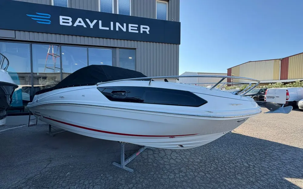 slider 0 Bayliner VR6 Cuddy
