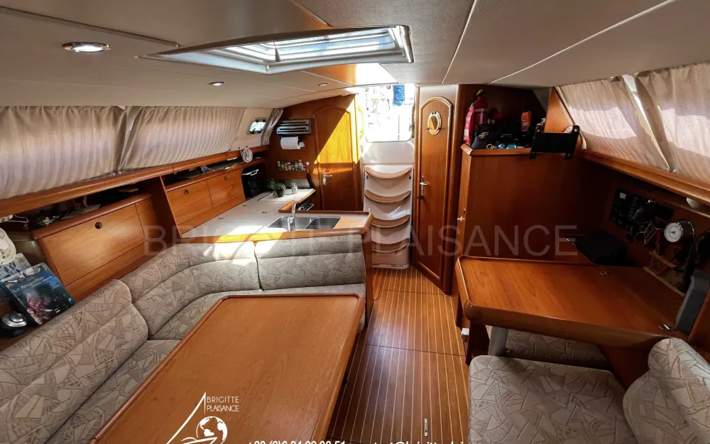 slider 3 Jeanneau Sun Odyssey 37