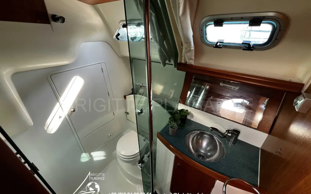 slider 4 Jeanneau Sun Odyssey 37