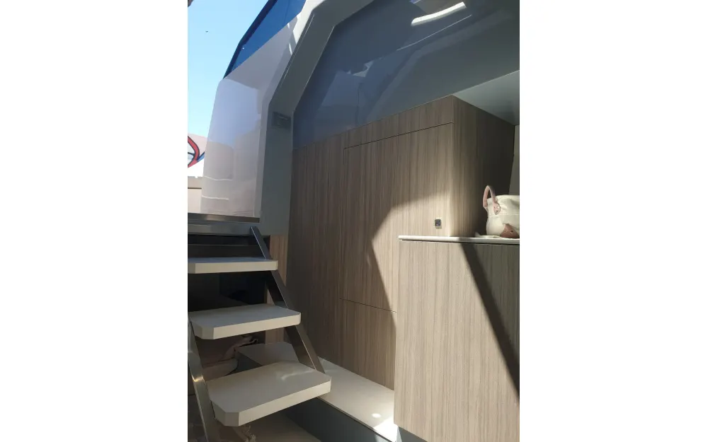slider 8 Rio Yachts Daytona 34