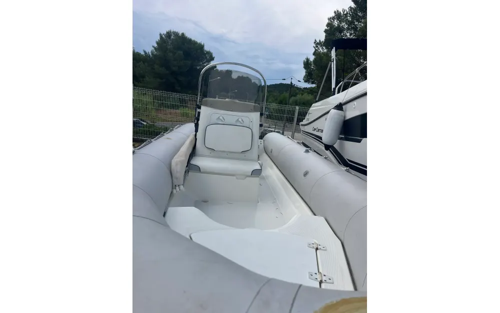 slider 11 Zodiac BOMBARD EXPLORER SB 550
