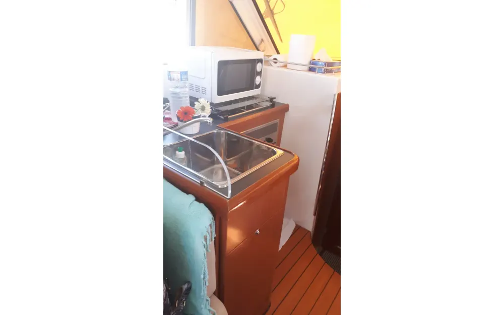 slider 8 Beneteau Antares 980 Fly