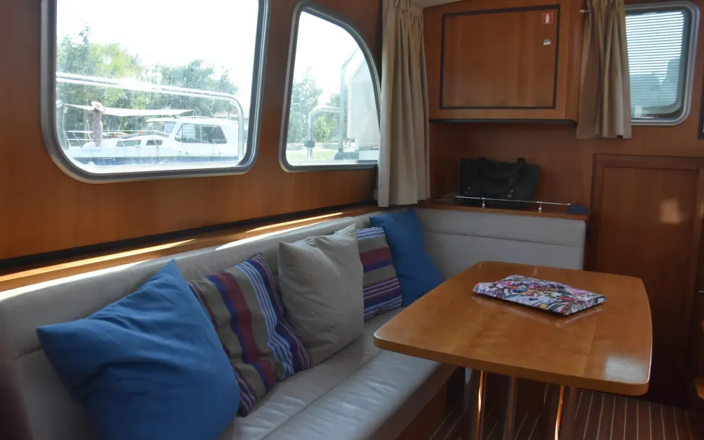 slider 32 Linssen Grand Sturdy 35