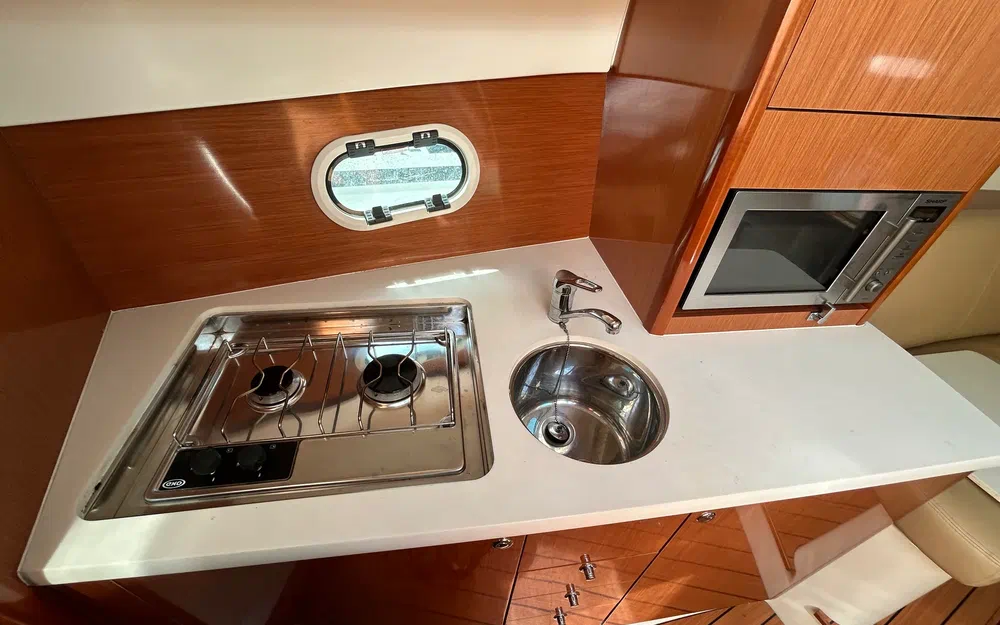 slider 3 Jeanneau Prestige 30