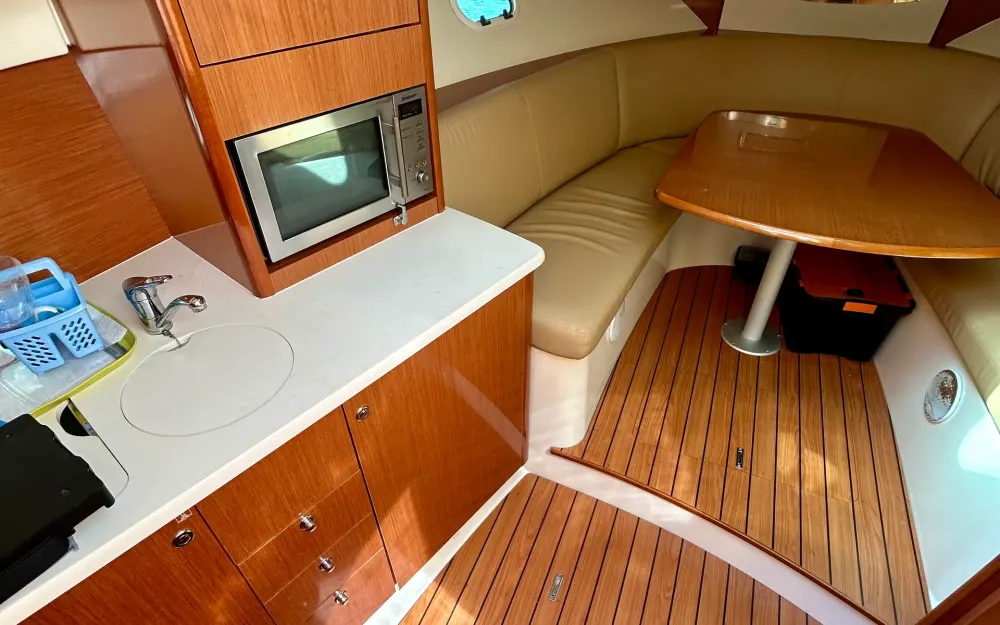 slider 4 Jeanneau Prestige 30 S