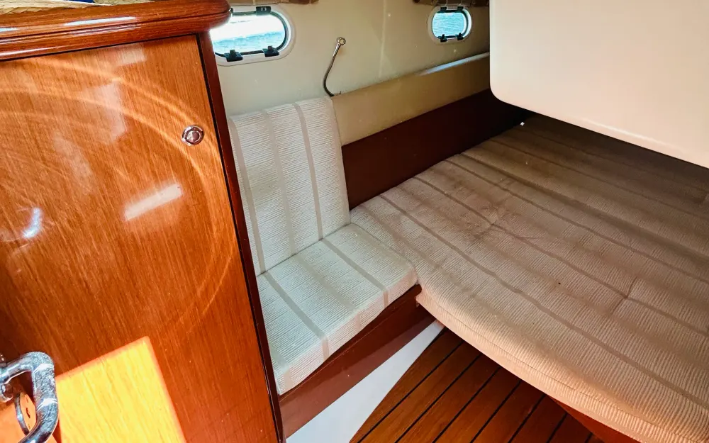 slider 8 Jeanneau Prestige 30 S