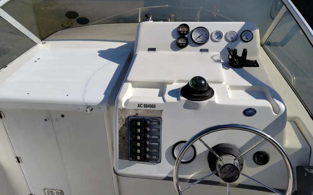slider 10 Sessa Marine Oyster 18