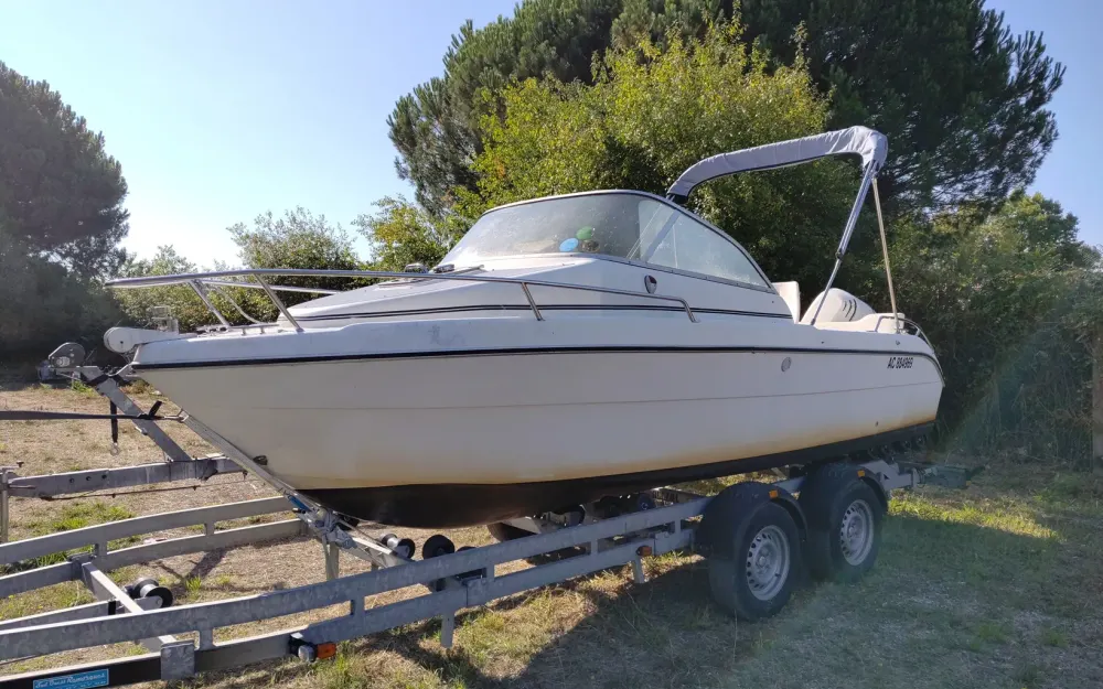 slider 3 Sessa Marine Oyster 18