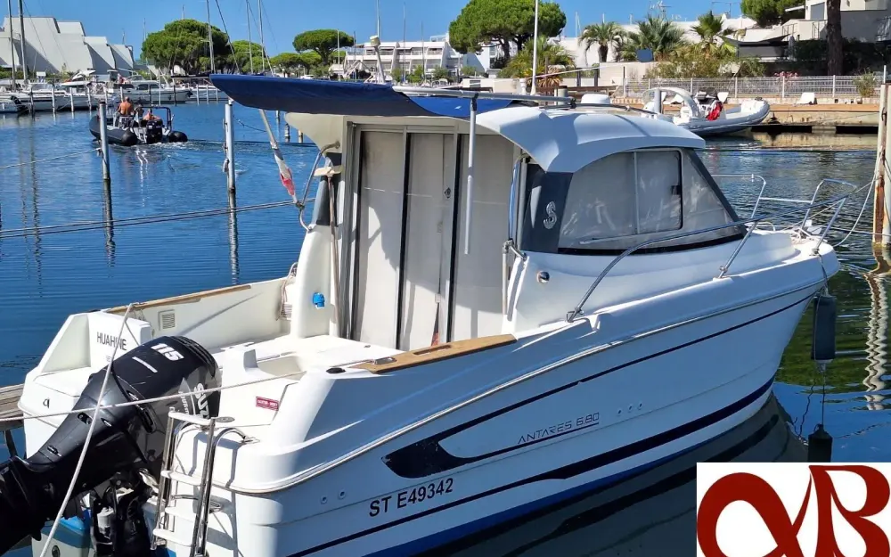 slider 0 Beneteau Antares 680