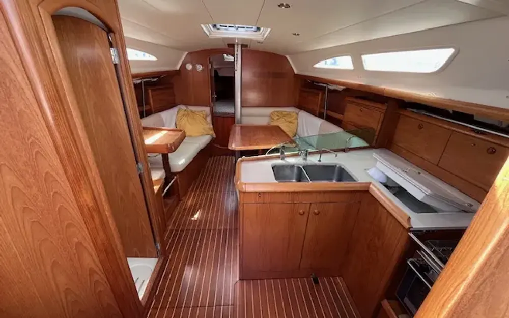 slider 5 Jeanneau Sun Fast 37
