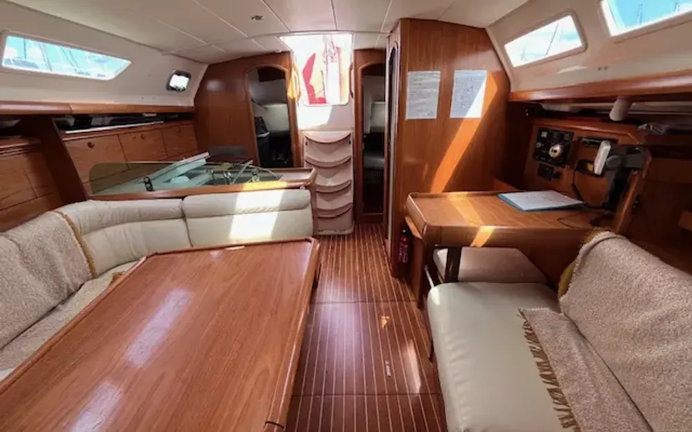 slider 6 Jeanneau Sun Fast 37
